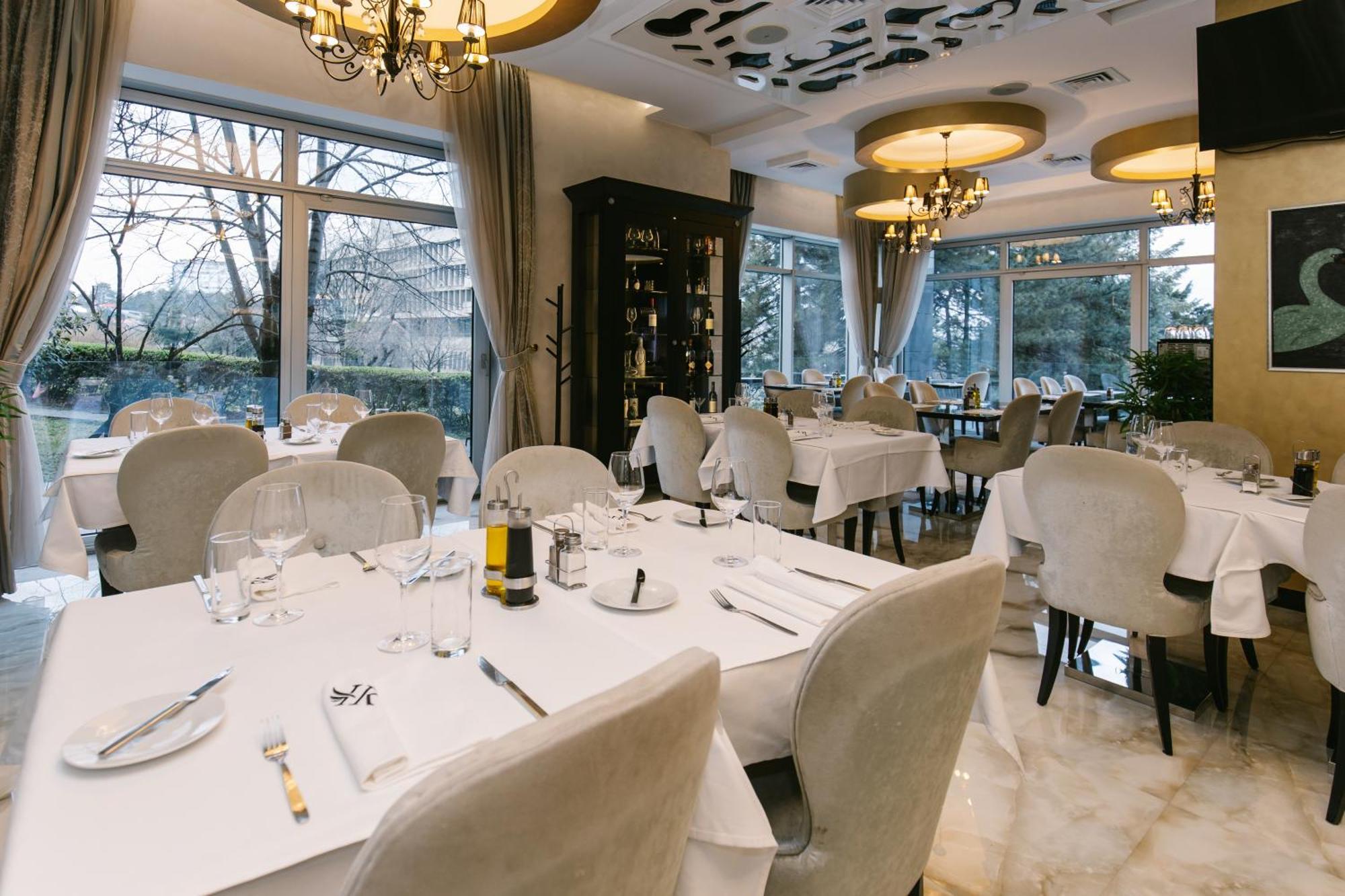 Heritage Отель 4*